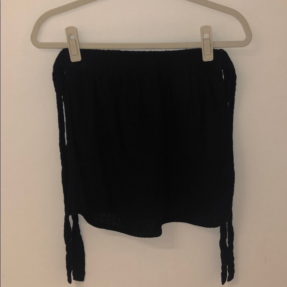 Black Strapless Top